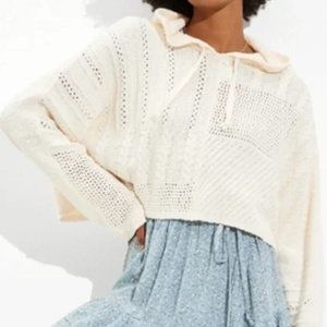 NWT American Eagle Cropped Hooded Sweater Hoodie Cream Medium